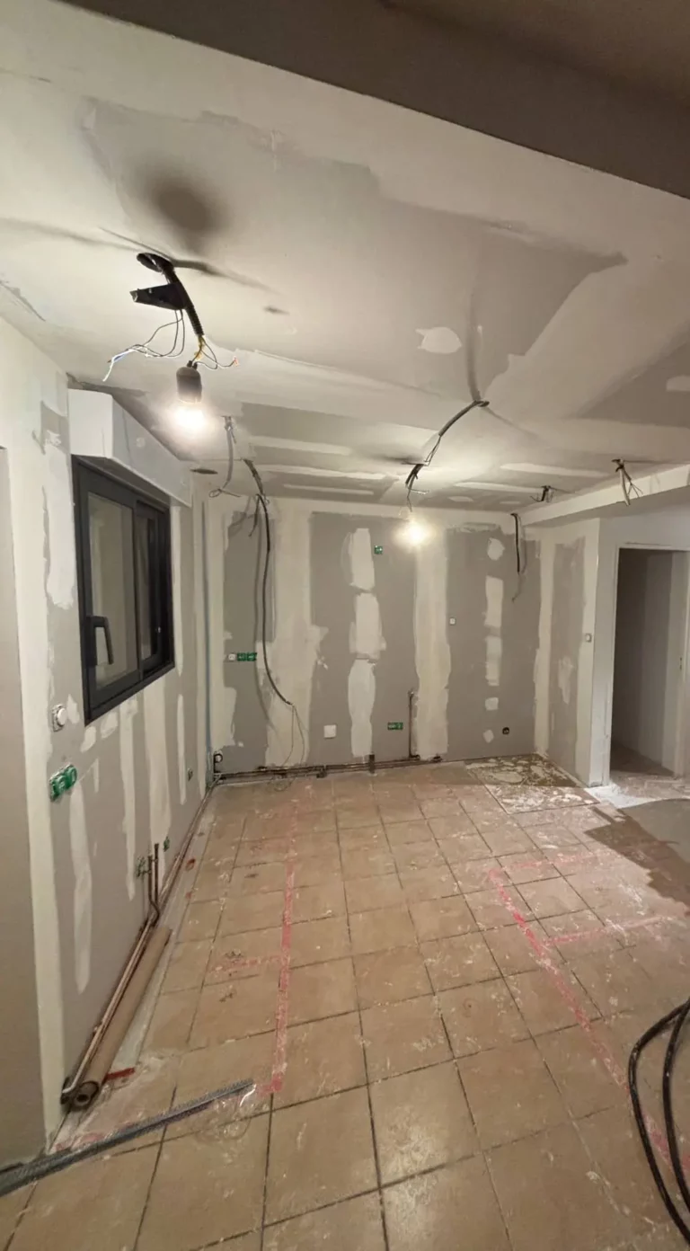 Réalisation des joints et ratissage maison rénovation à Tournefeuille